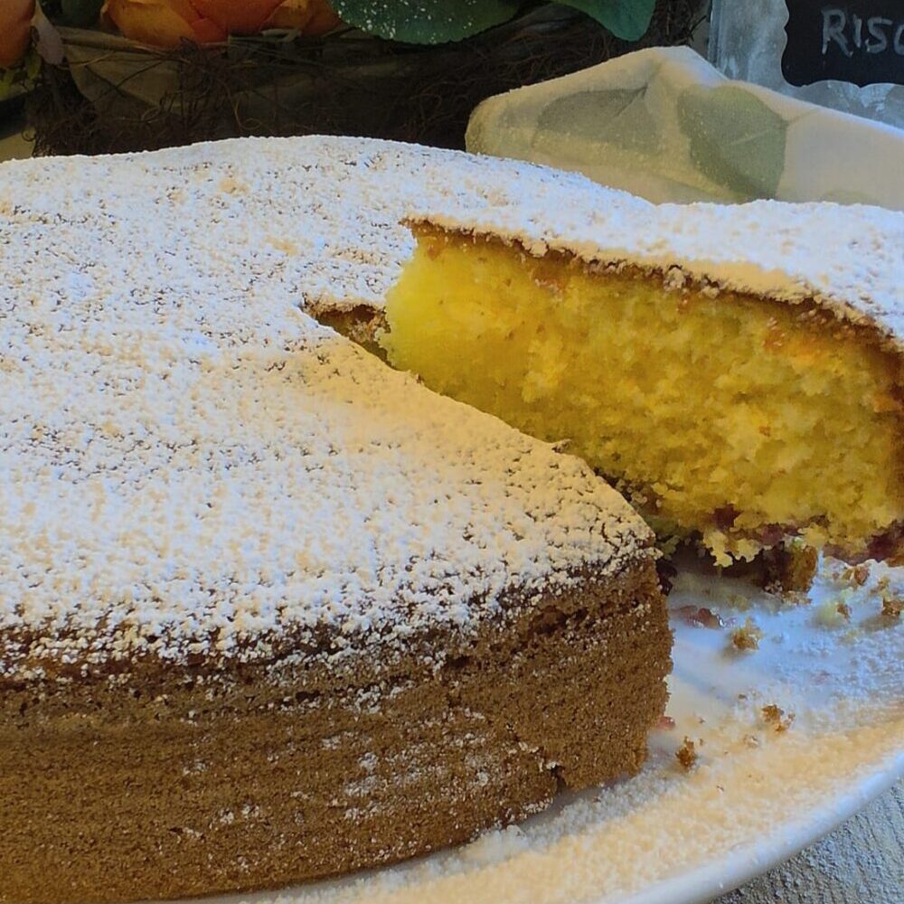 Torta Semplice alla Vaniglia Senza Glutine